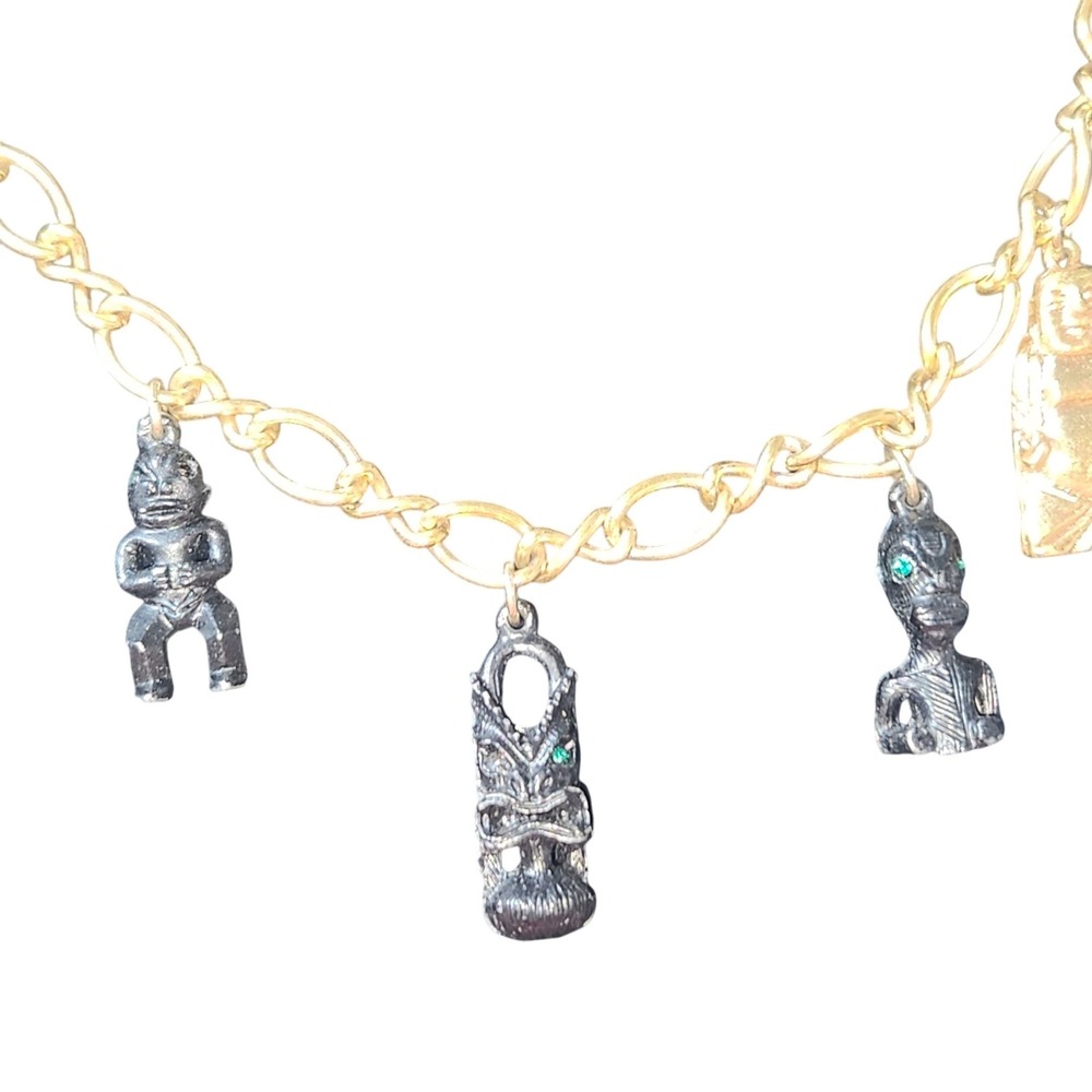Vintage Gold Tone Tiki Buddha‎ Charm Bracelet Green Rhinestone Accents 7.5 Inch
